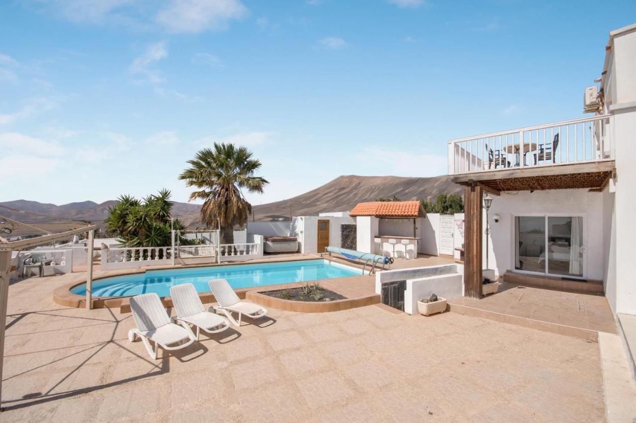 Casa Nira Villa Macher Luaran gambar